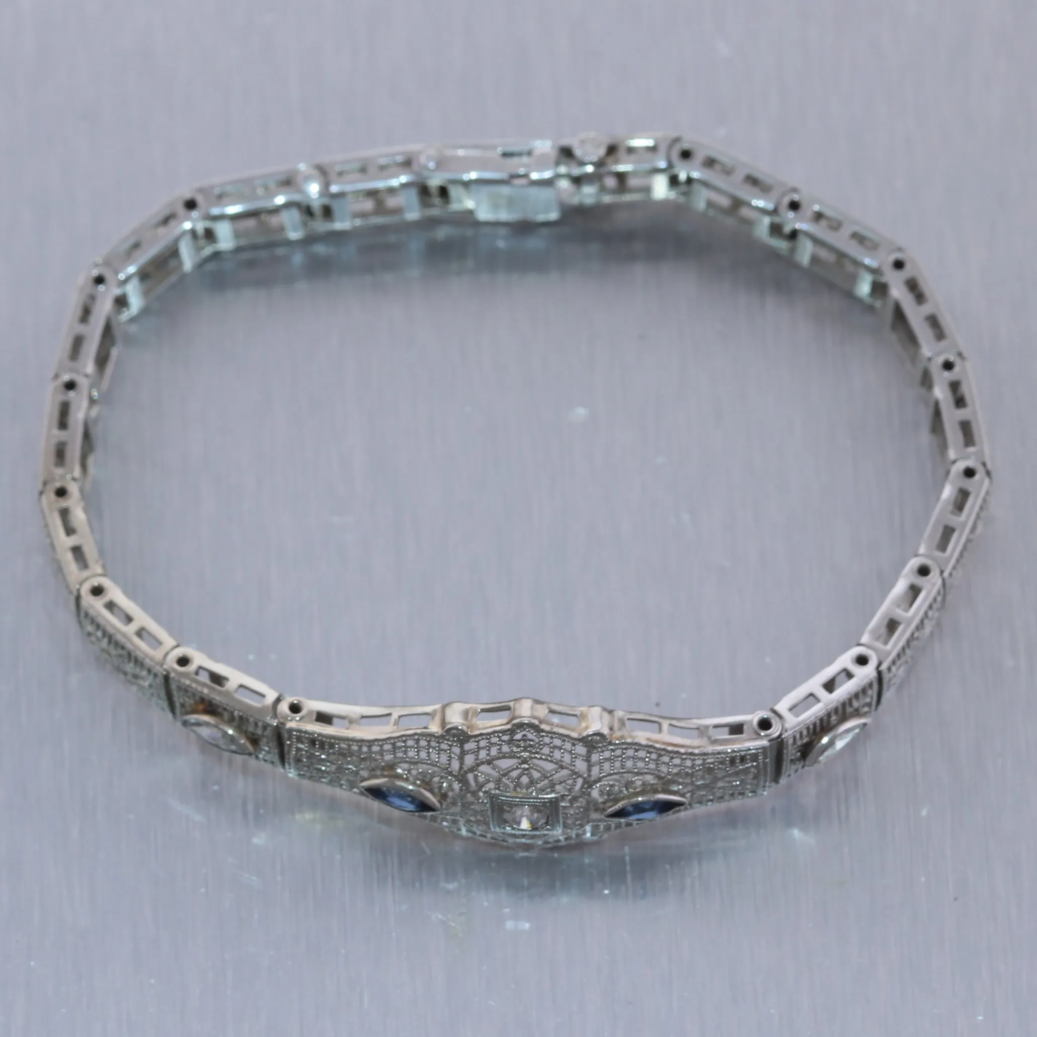 1930's Antique Art Deco 14k White Gold 0.50ctw Diamond Filigree Brace