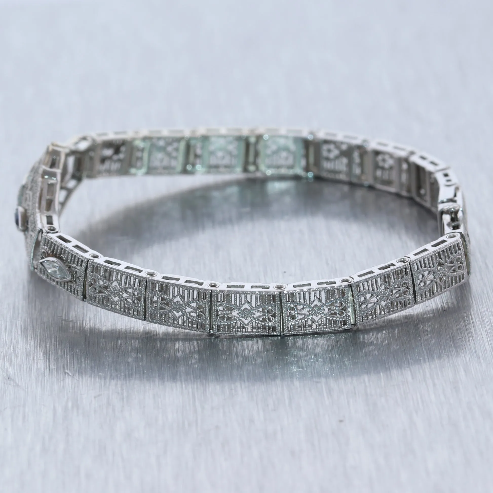 1930's Antique Art Deco 14k White Gold 0.50ctw Diamond Filigree Brace
