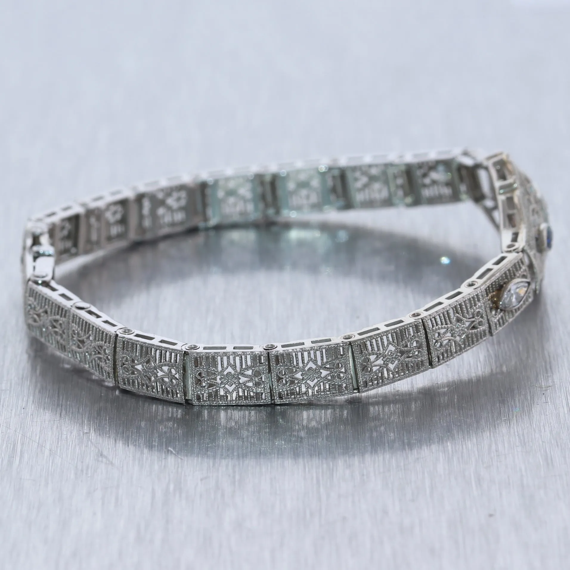 1930's Antique Art Deco 14k White Gold 0.50ctw Diamond Filigree Brace