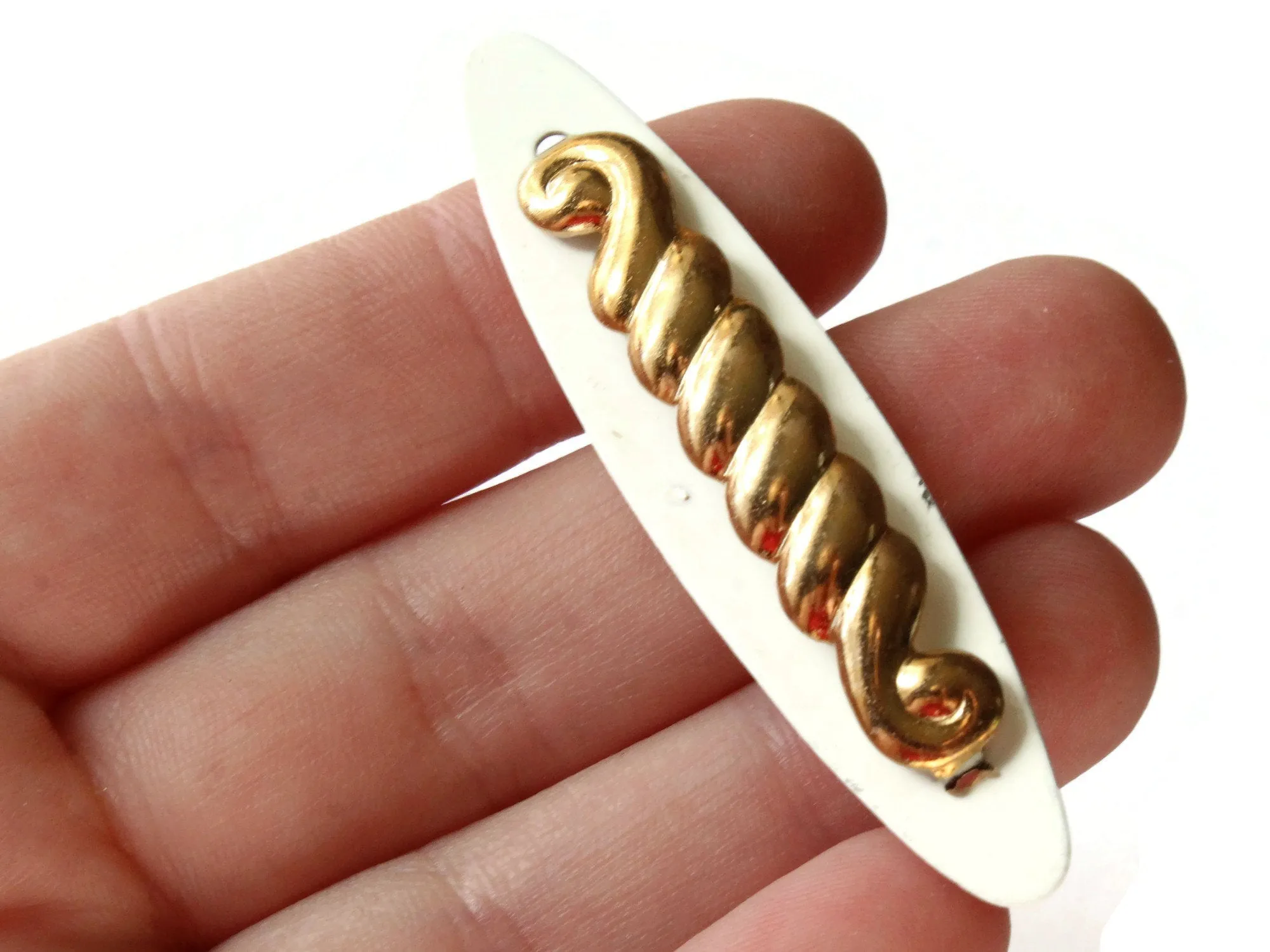 60mm Vintage White Enamel and Golden Barrette Oval and Swirl Barrette