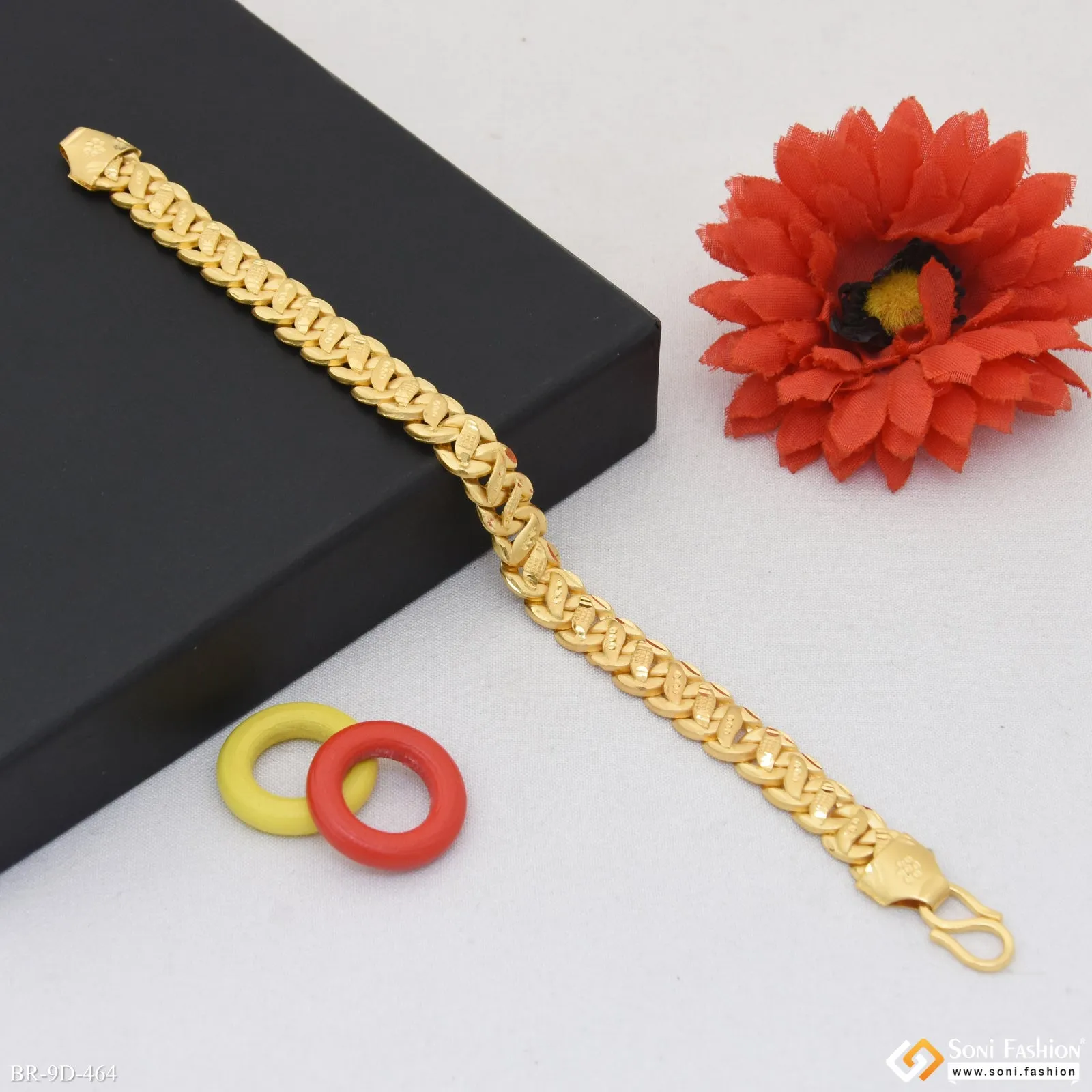 Awesome Design Gold Plated Pokal Bracelet for Men - Style D464