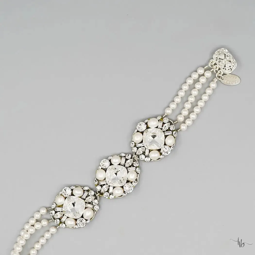 Emily Pearl Bracelet
