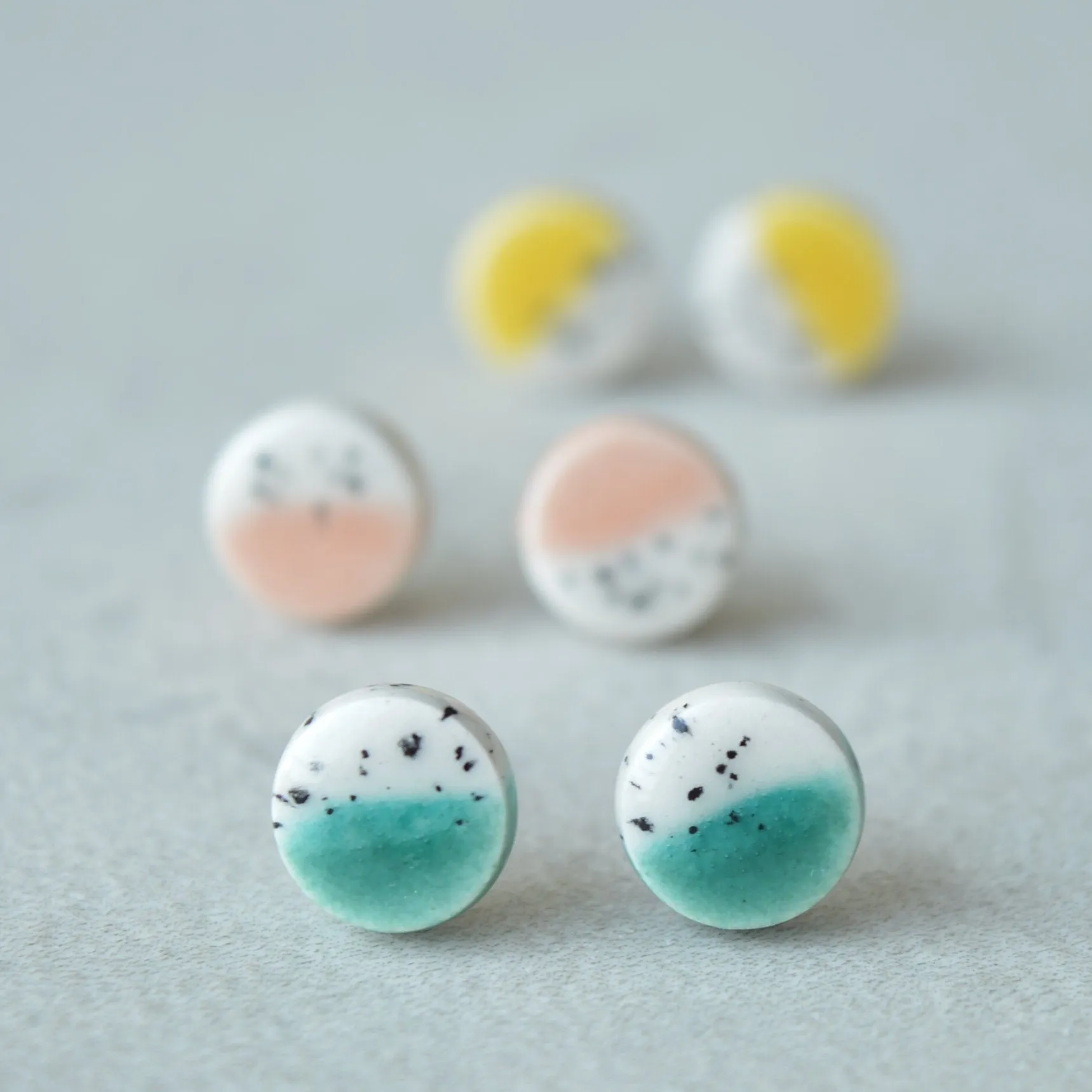 Exotic seas stud earrings