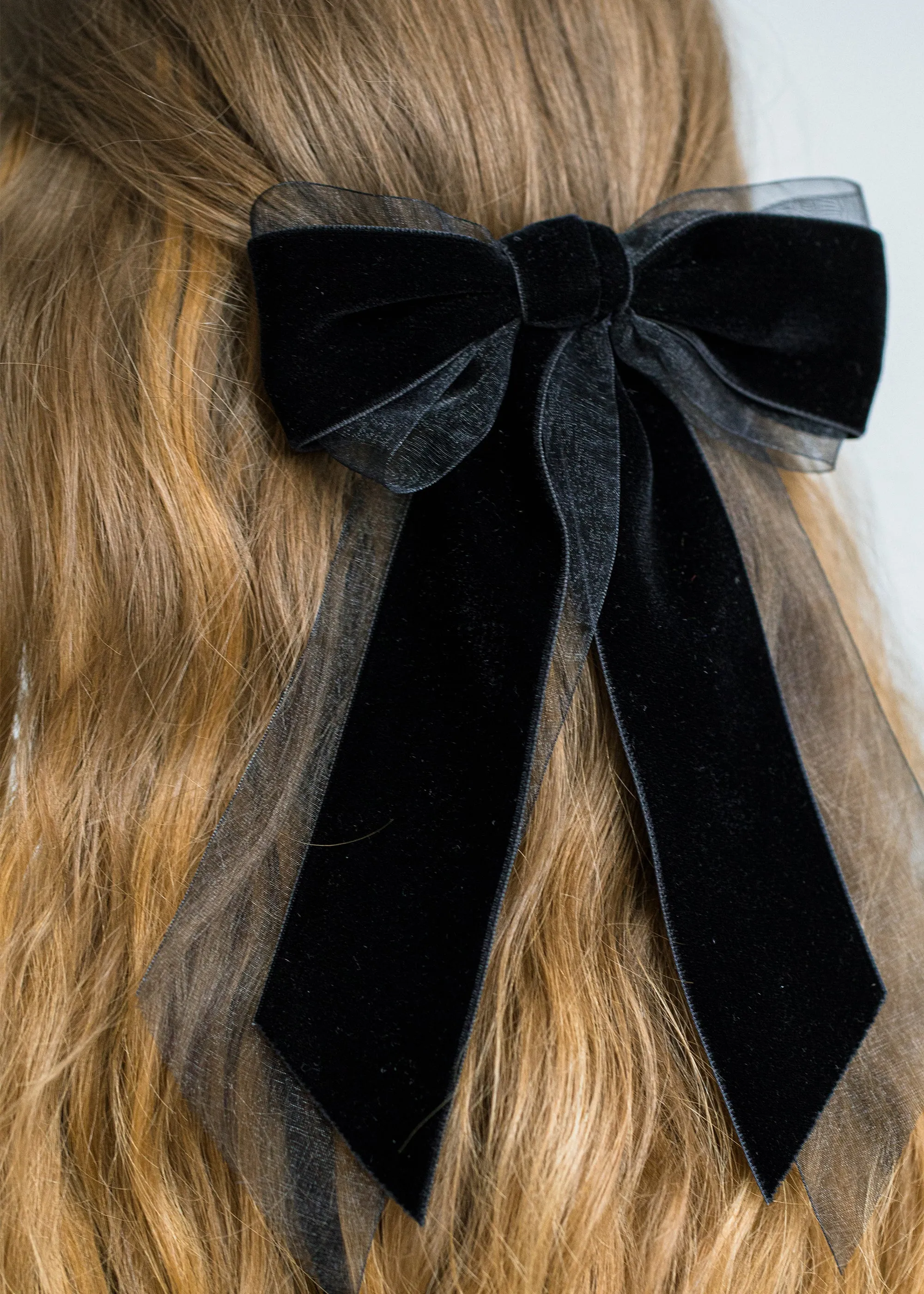 Francine Bow Barrette -- Black