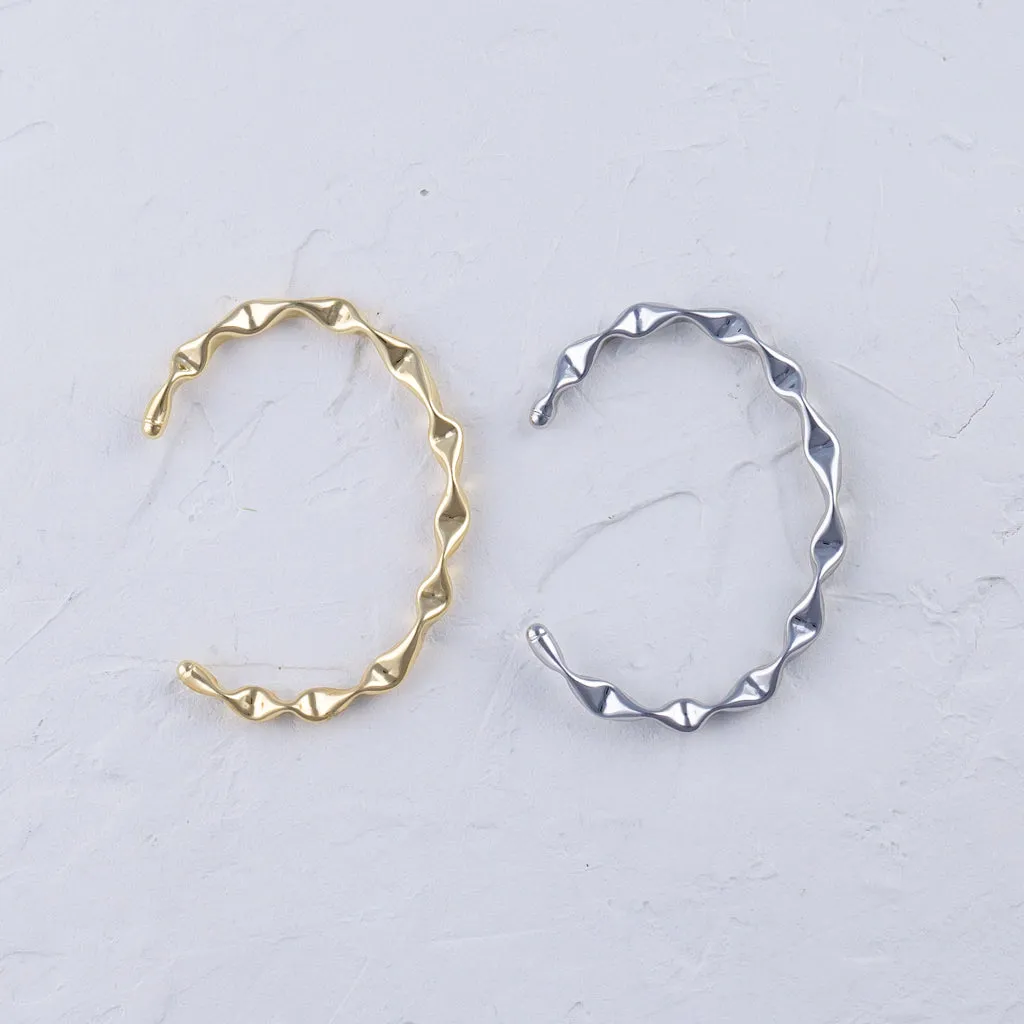 Geometric Hammered Bangle Bracelet