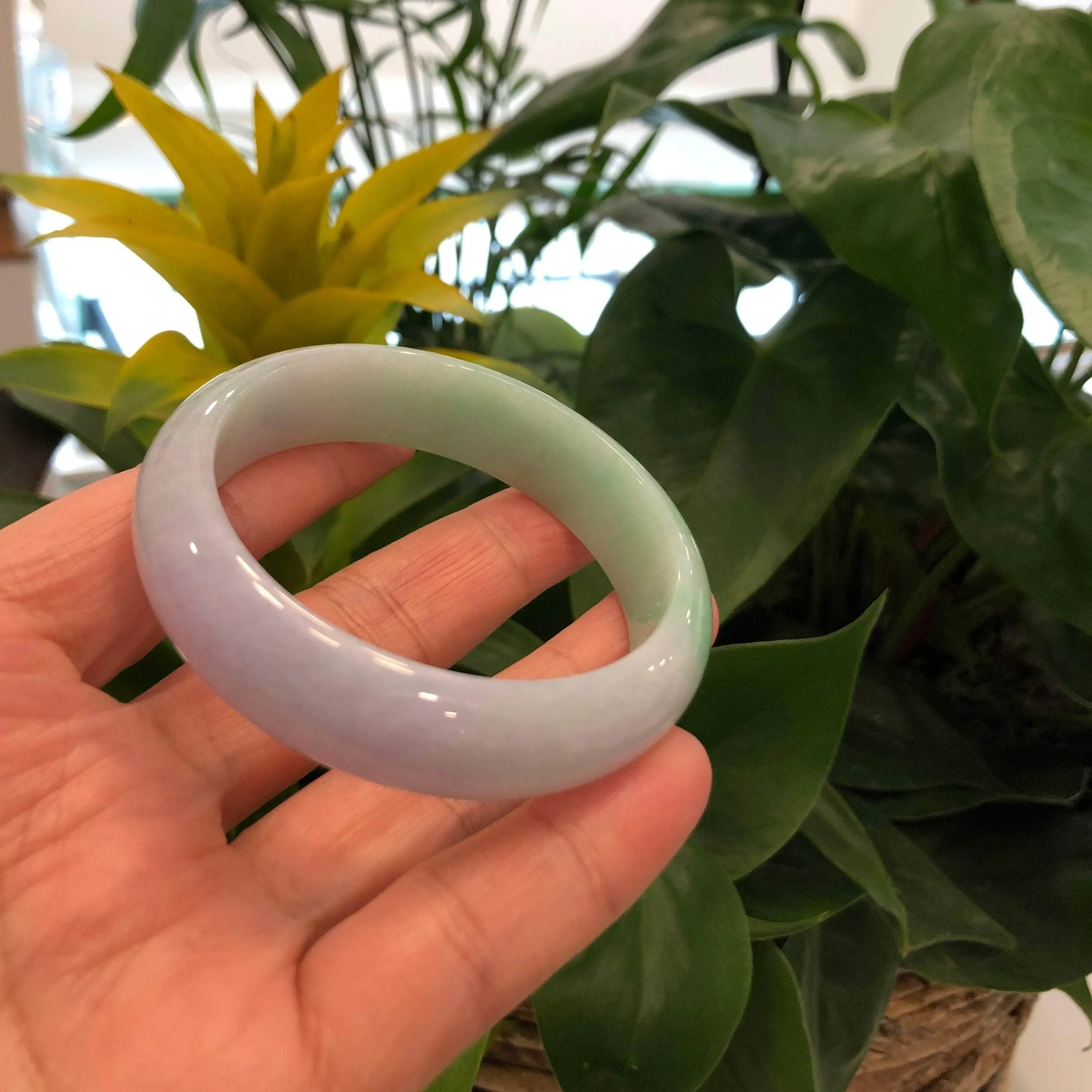 High-quality Lavender-Green Natural Burmese Jadeite Jade Bangle (57.12 mm ) #325