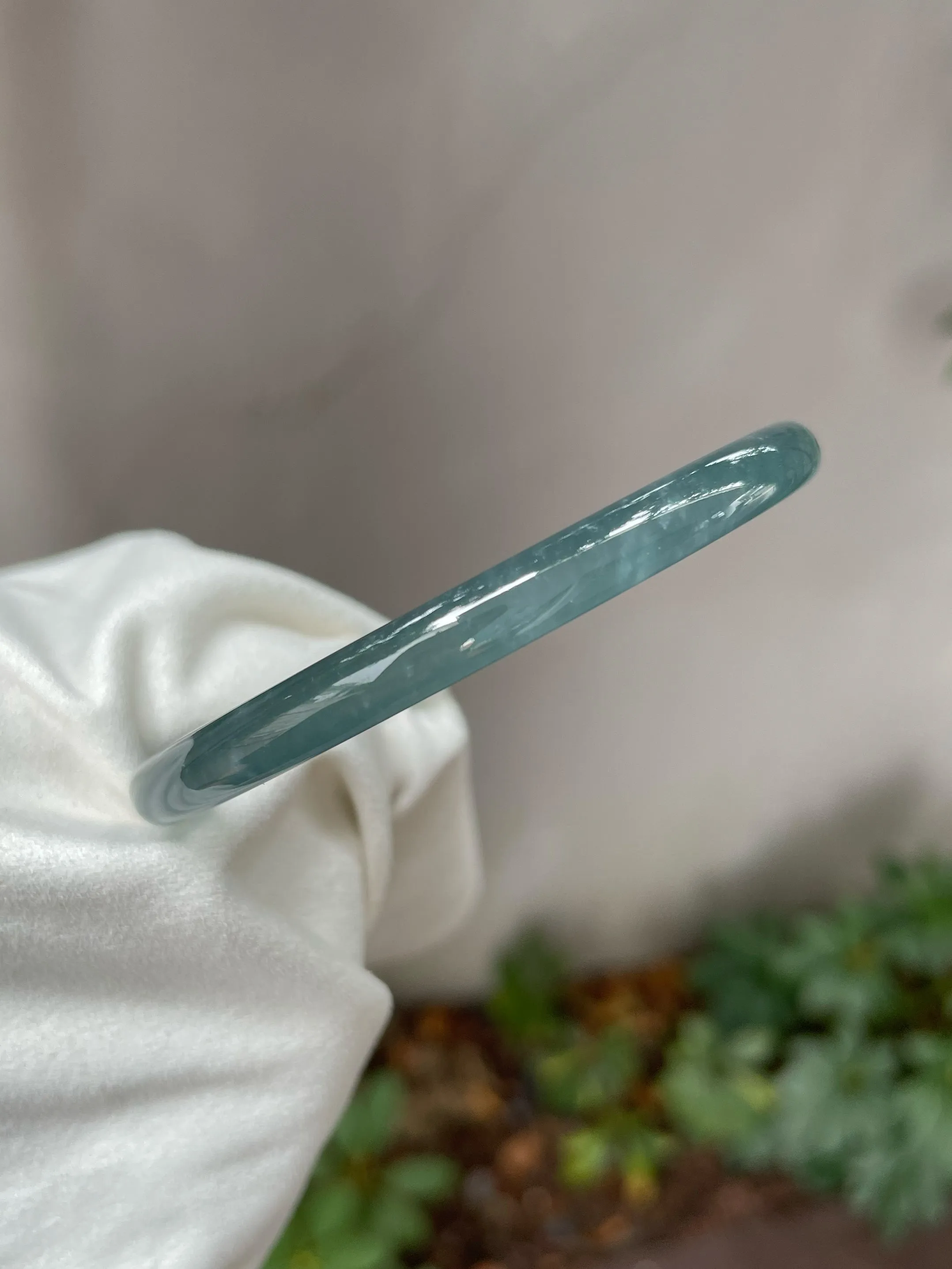 Icy Blue Jade Bangle | 57.5mm (NJBA098)