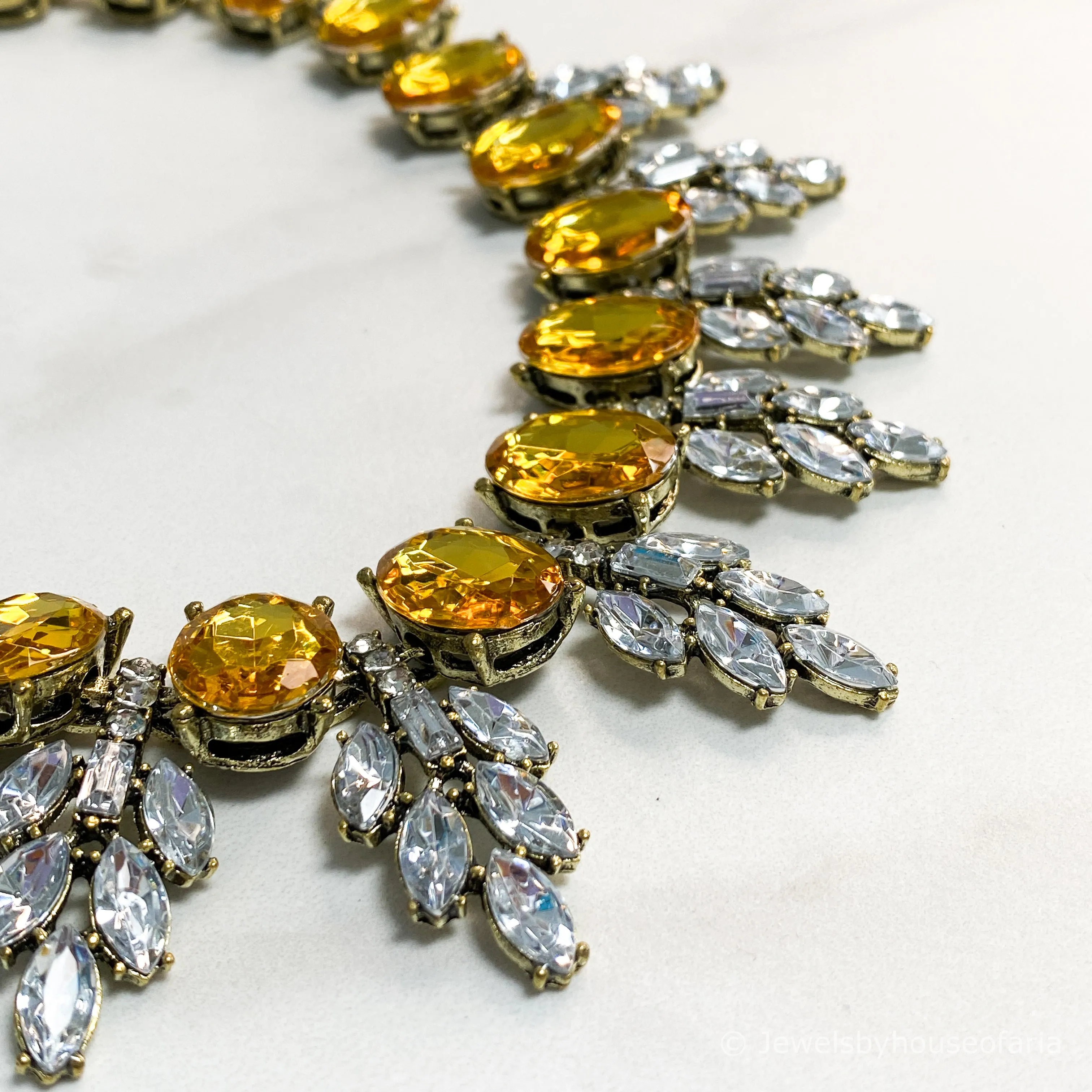 KAYLEE Amber Yellow Statement Necklace Set