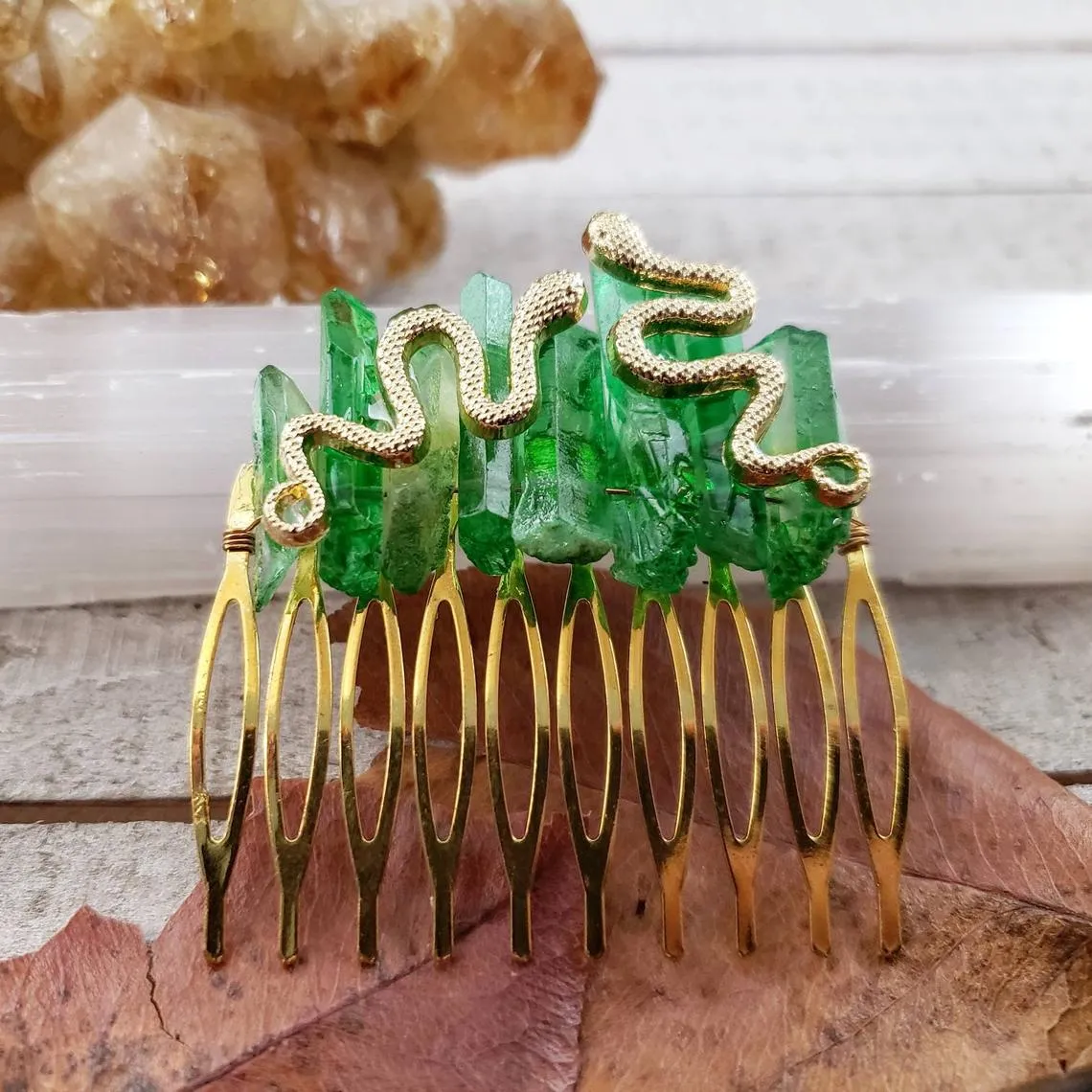 Medusa Quartz hair comb