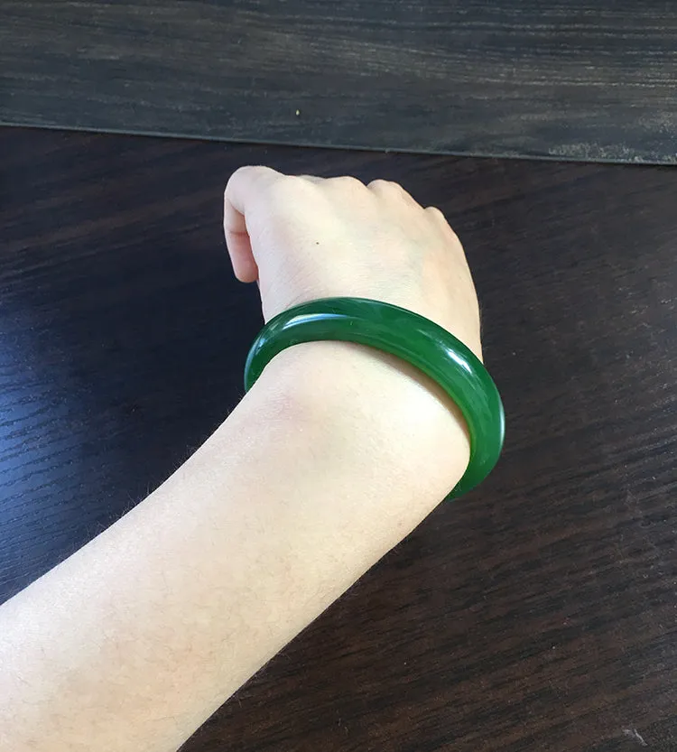 Natural Jade Bangle Nephrite Bangle Internal Diameter 55.8mm NBE011