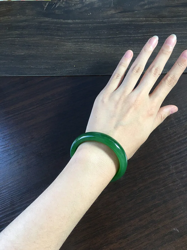 Natural Jade Bangle Nephrite Bangle Internal Diameter 55.8mm NBE011