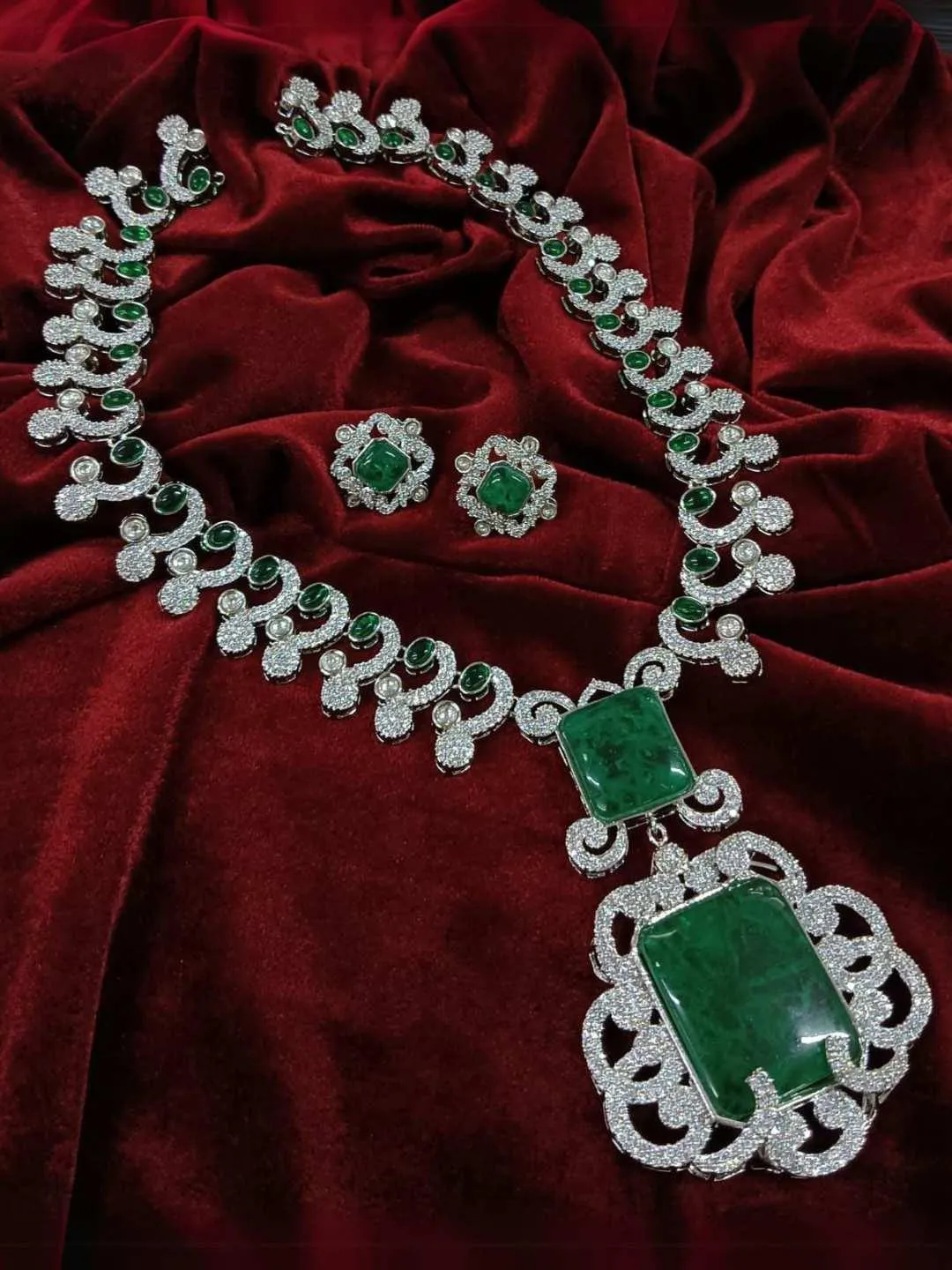 Nita Ambani Inspired Emerald Necklace