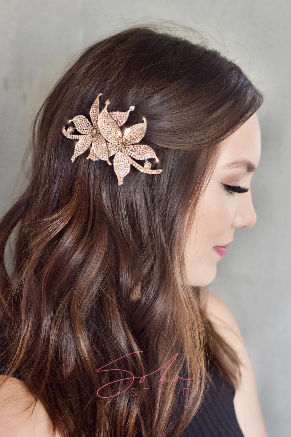 Overlap Flower Barrette