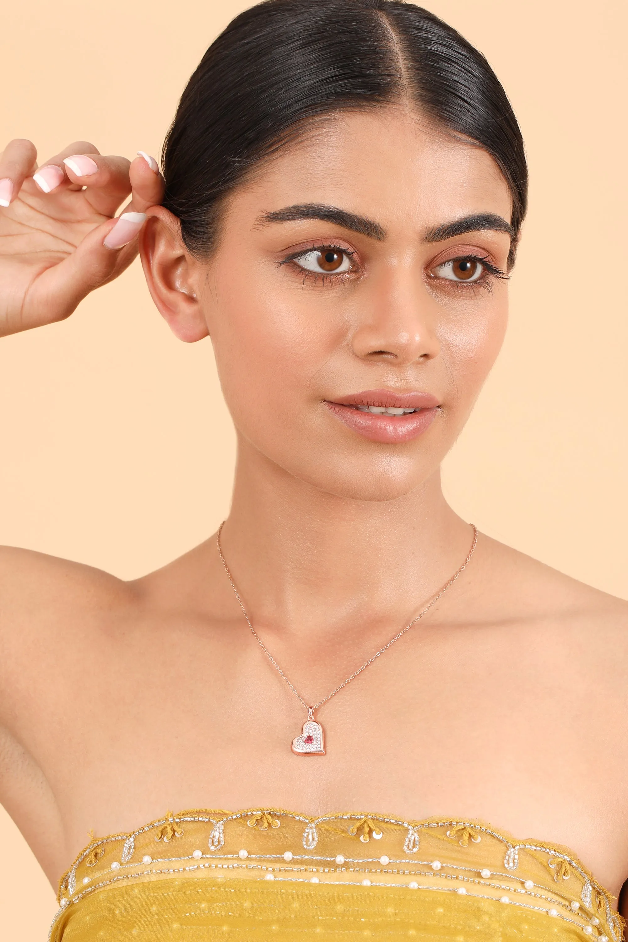 Pearlfect American Dimaonds-Gold Plated Dazzling Heart Locket