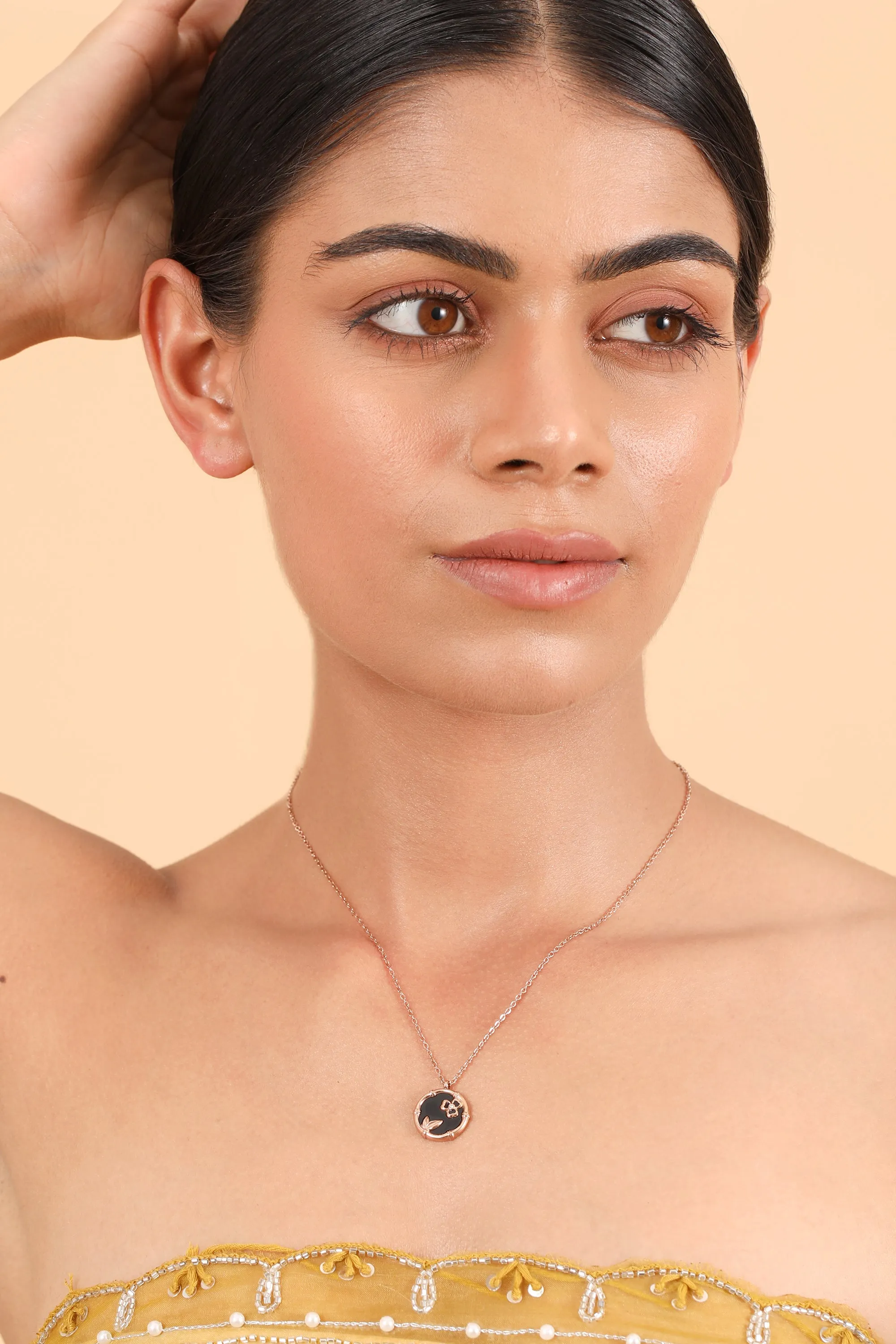 Pearlfect Angel Flora-Leaf Locket