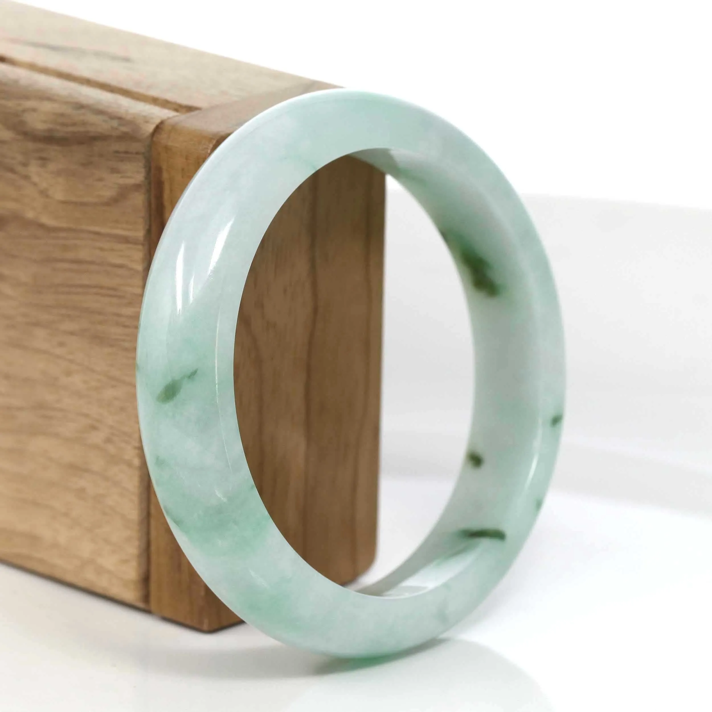 RealJade® Co. "Classic Bangle" Green Natural Burmese Jadeite Jade Bangle ( 57.27mm ) #979