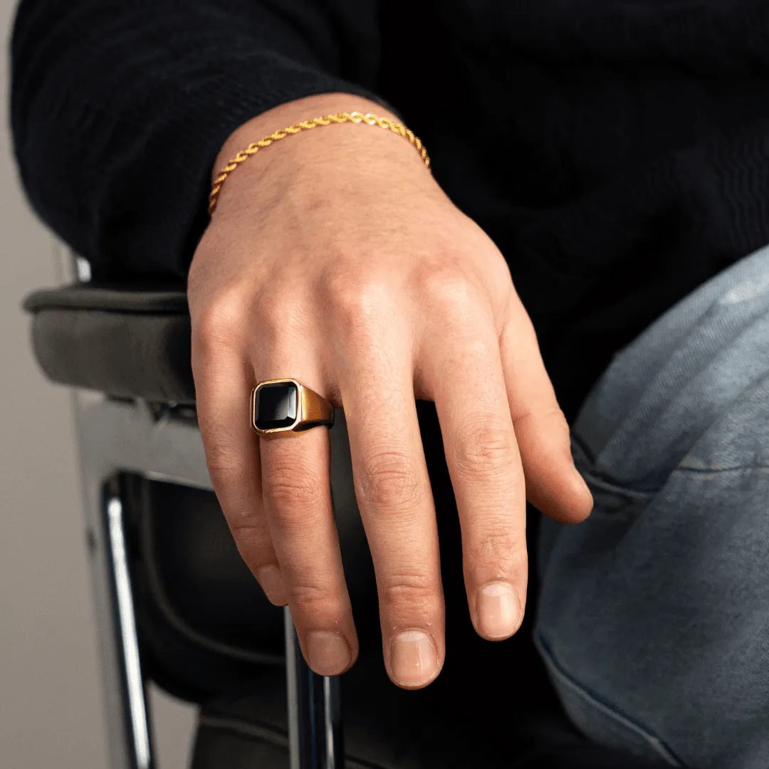 Royal Signet Ring (Gold)