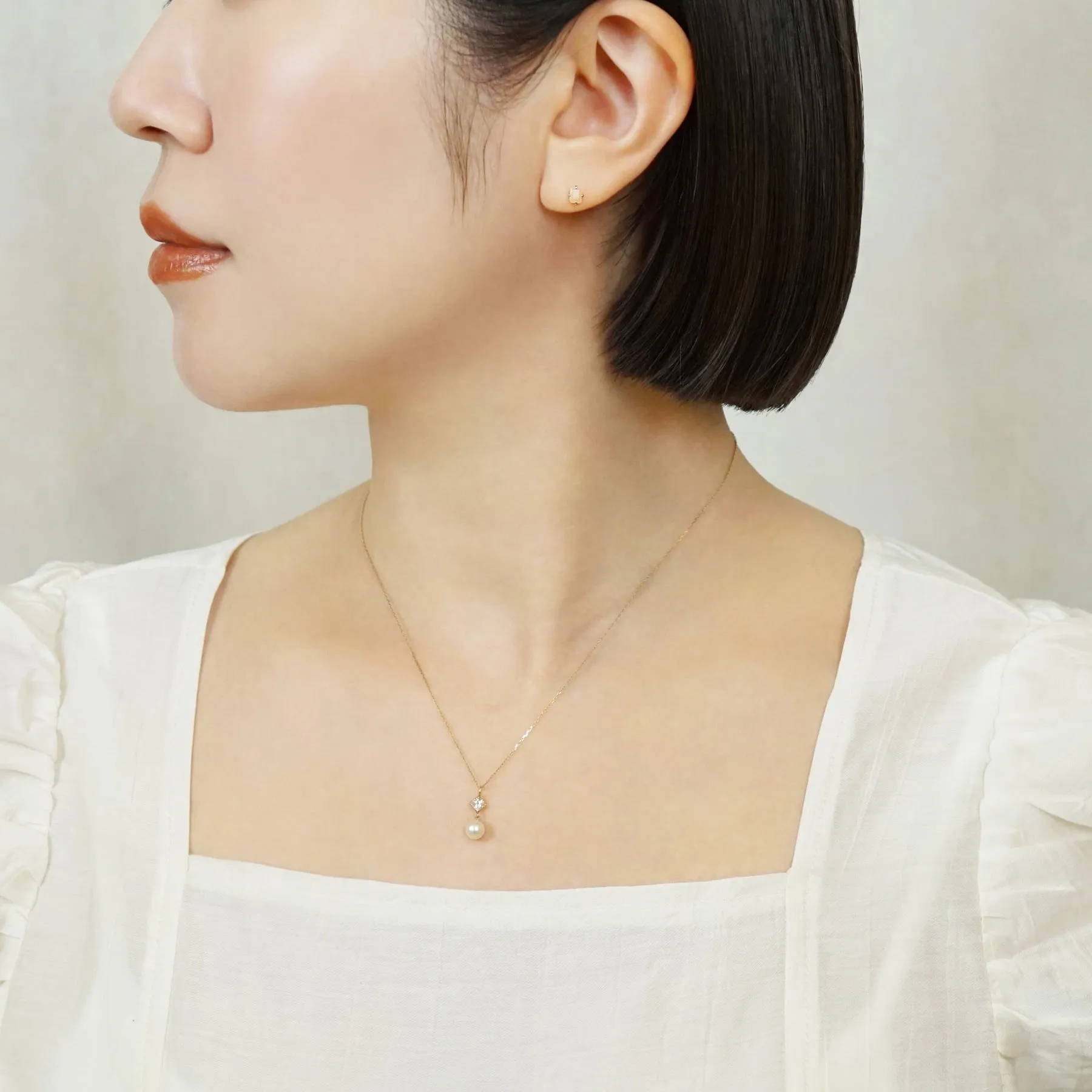 [Second Earrings] Platinum Orange Moonstone Earrings