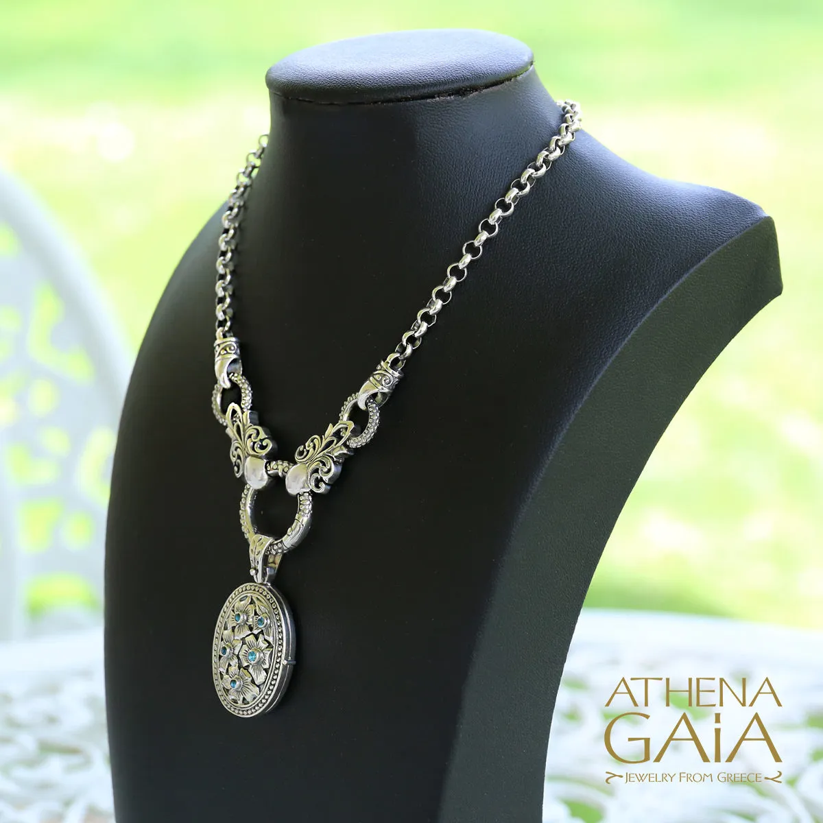 Silver Flower Field Locket