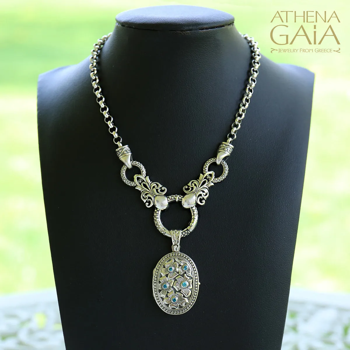 Silver Flower Field Locket