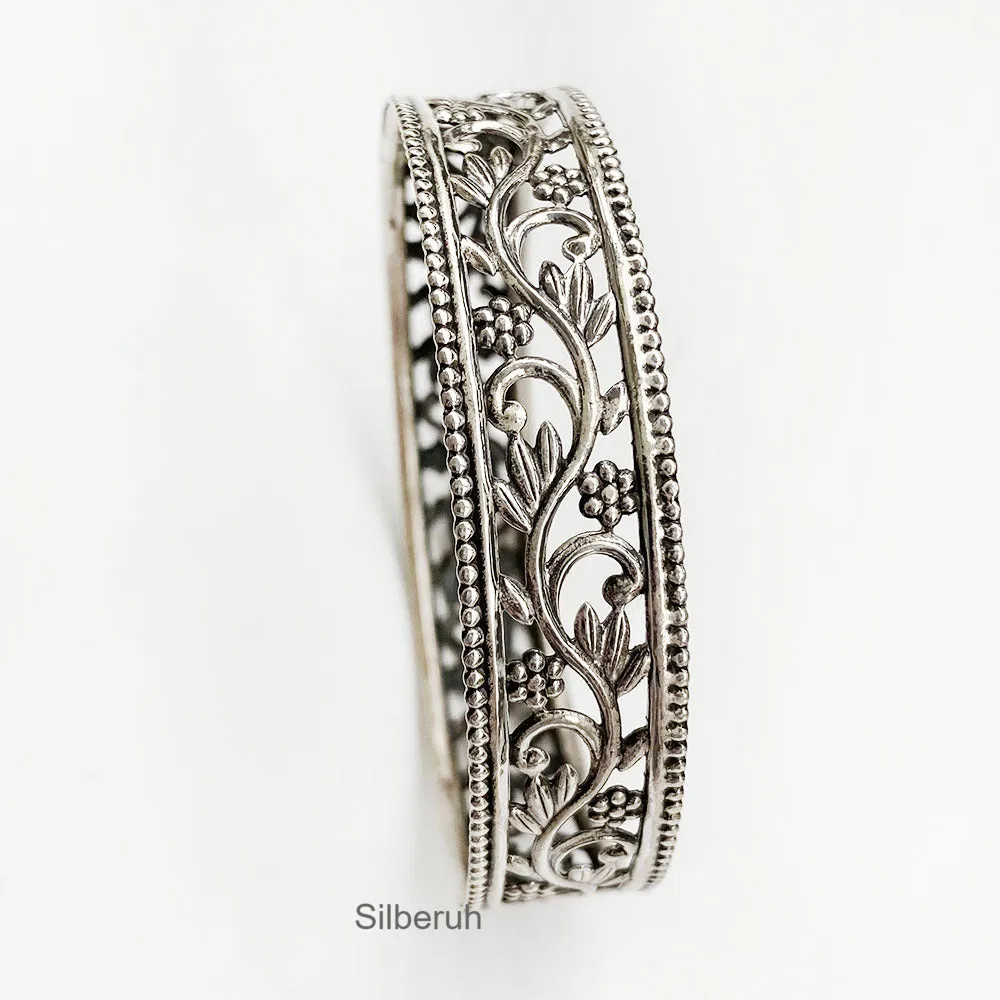 Silver Jali Kada