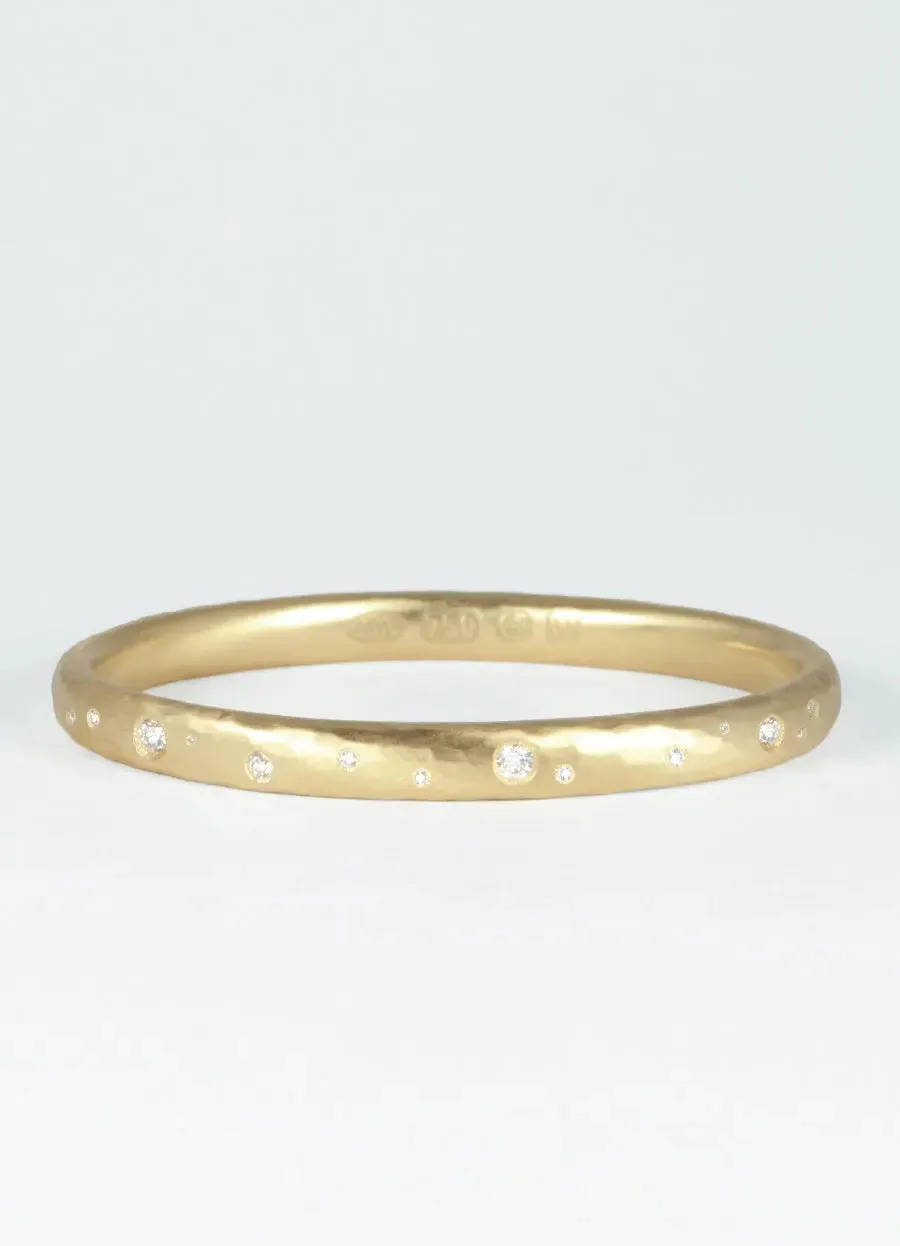 Solid 9ct Gold Hand Forged Oval Bangle
