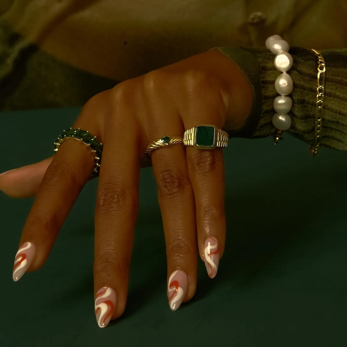 THE MALACHITE VALINE RING