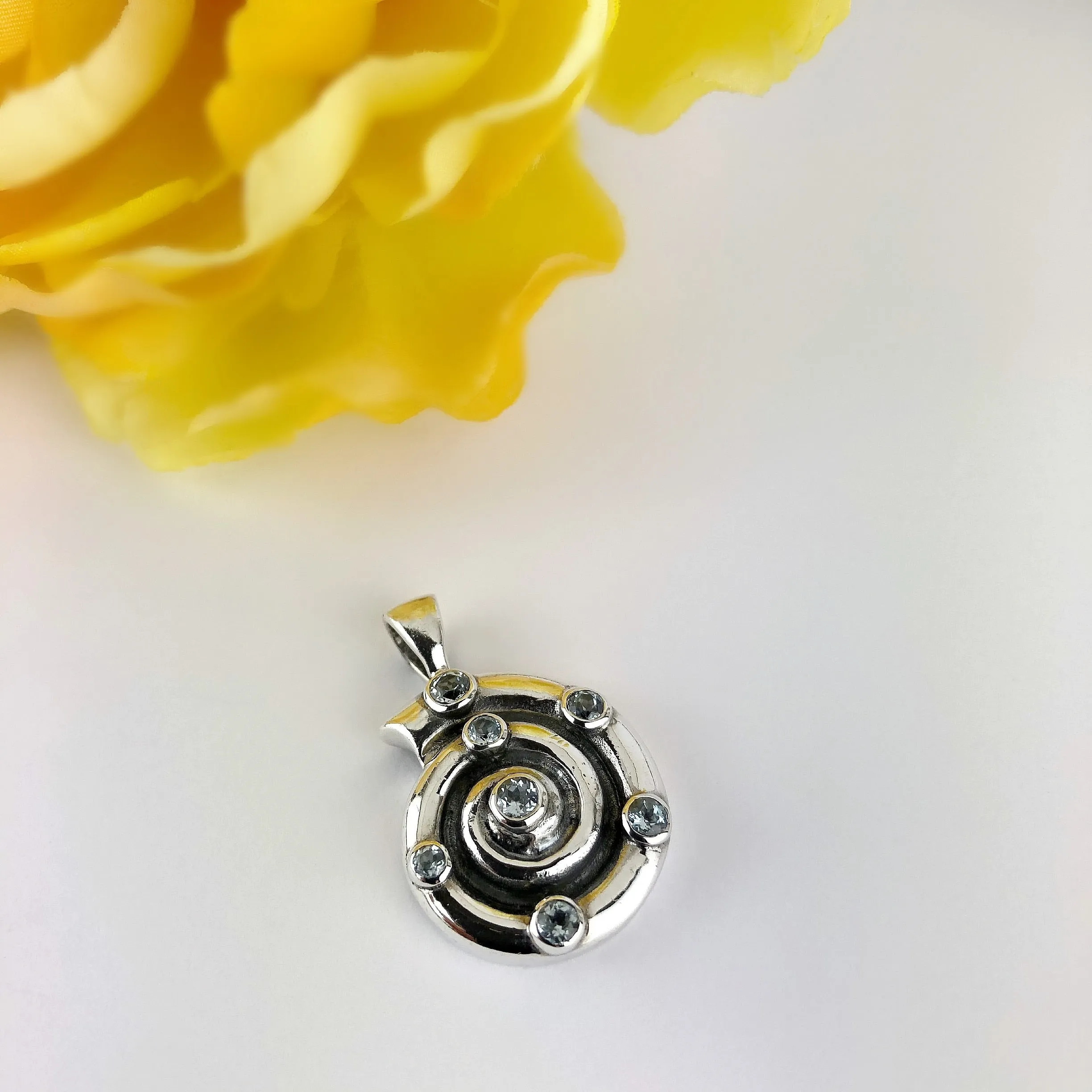 Topaz Ammonite Pendant - VP309