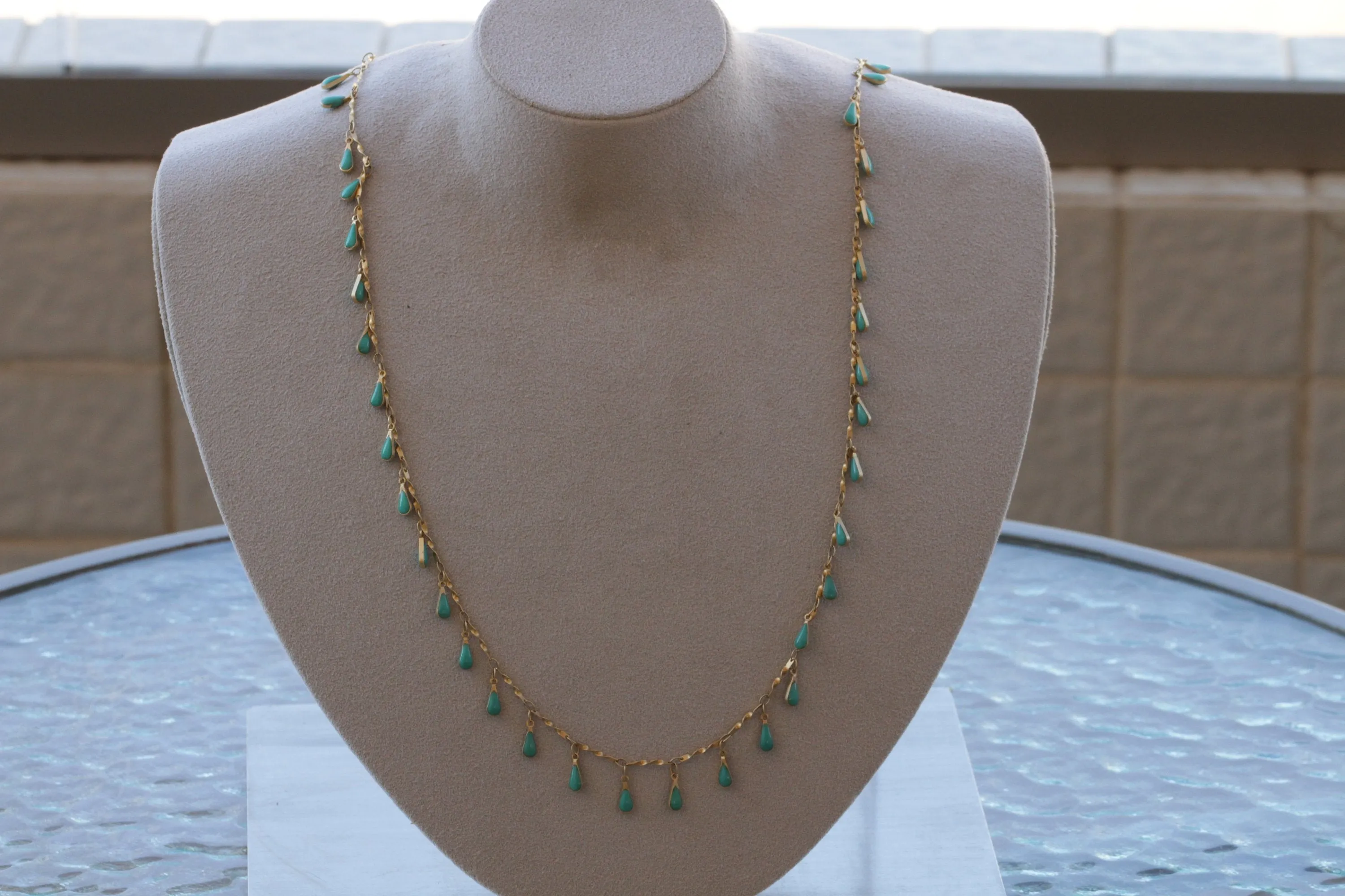 TURQUOISE FRINGES NECKLACE