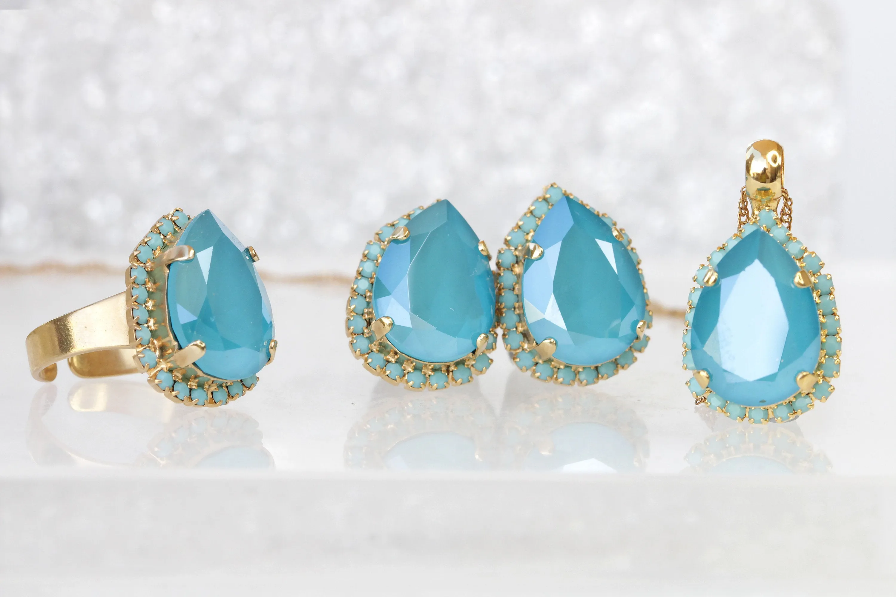 TURQUOISE NECKLACE,
