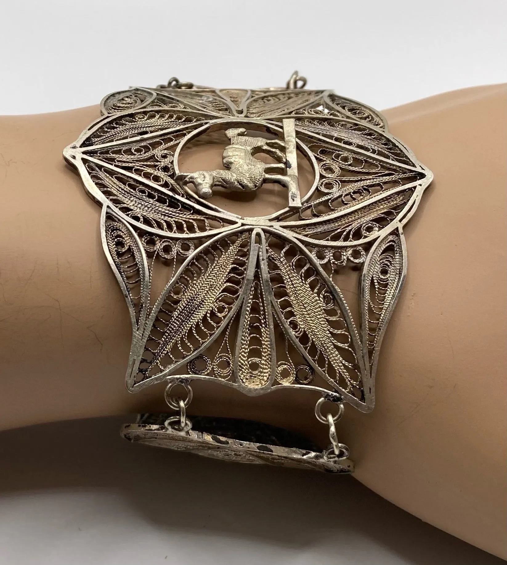 Vintage Filigree 900 Silver Llama Flower Bracelet PARTS AS IS