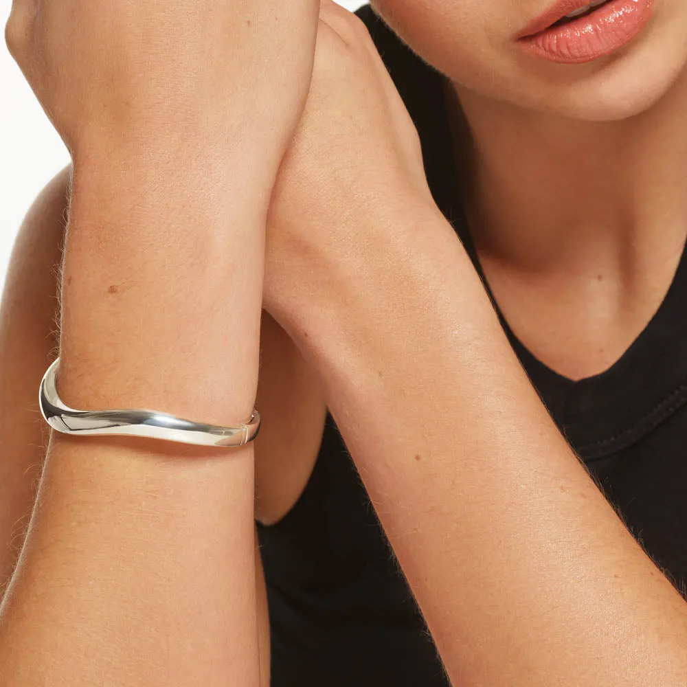 Wave Dome Bangle in Silver