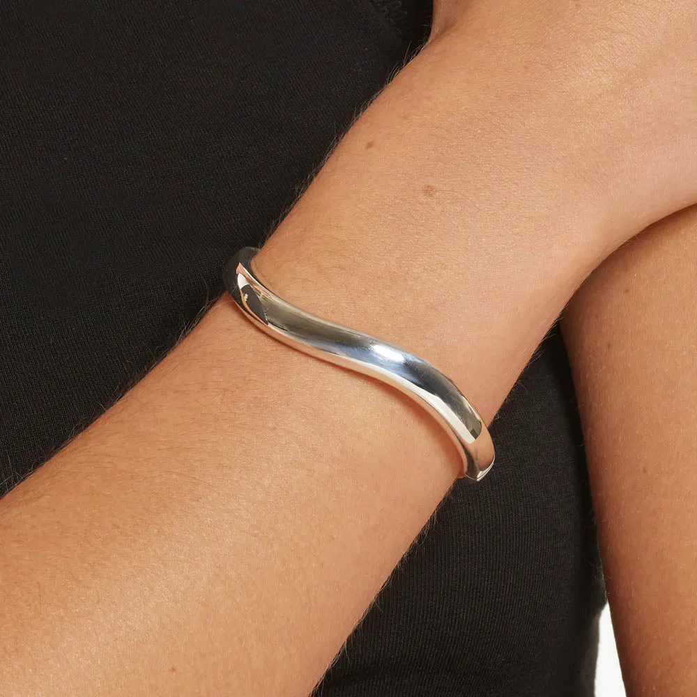 Wave Dome Bangle in Silver